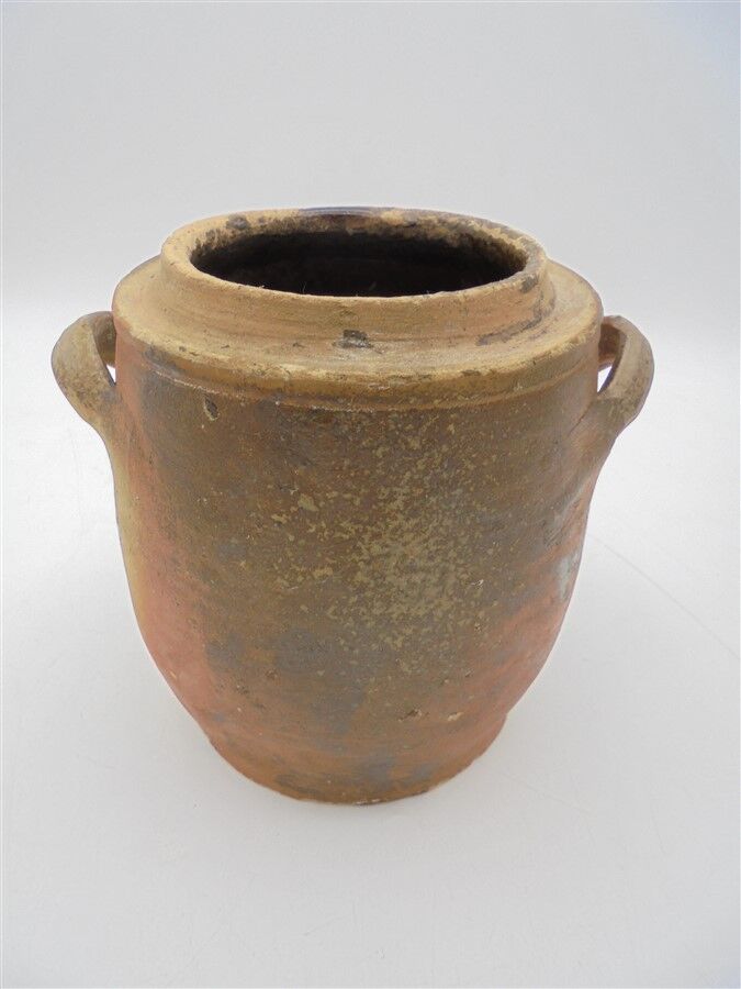 Sandstone pot