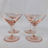 Service à liqueur en verre rose, carafe gravée