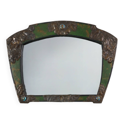 Miroir Arts & Crafts en métal vert avec décoration en verre, France vers 1905