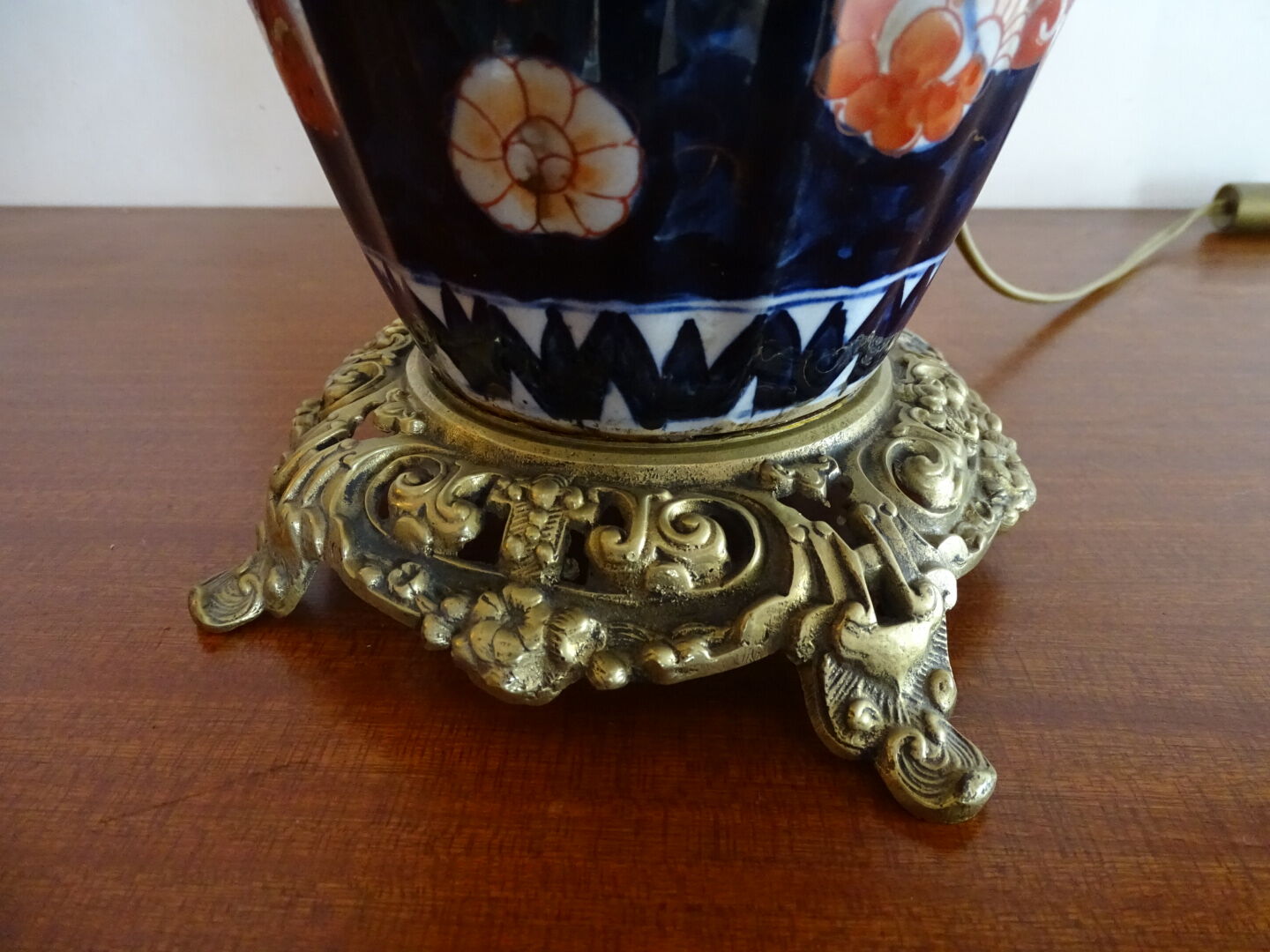 Faience lamp Imari XIXth foot bronze frame