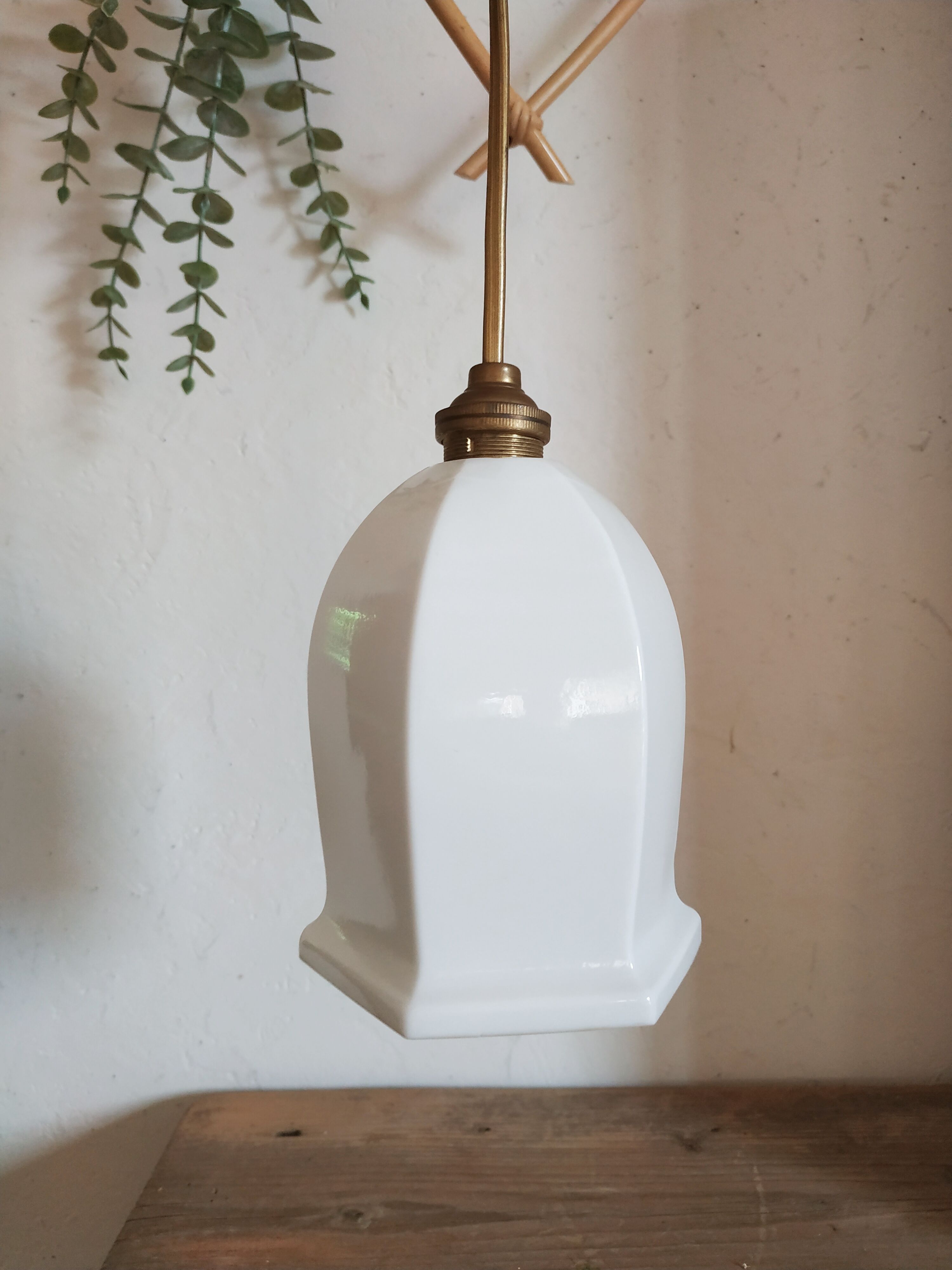 Hanging lamp opaline glass