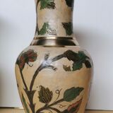 Paire de vases en laiton émaillé