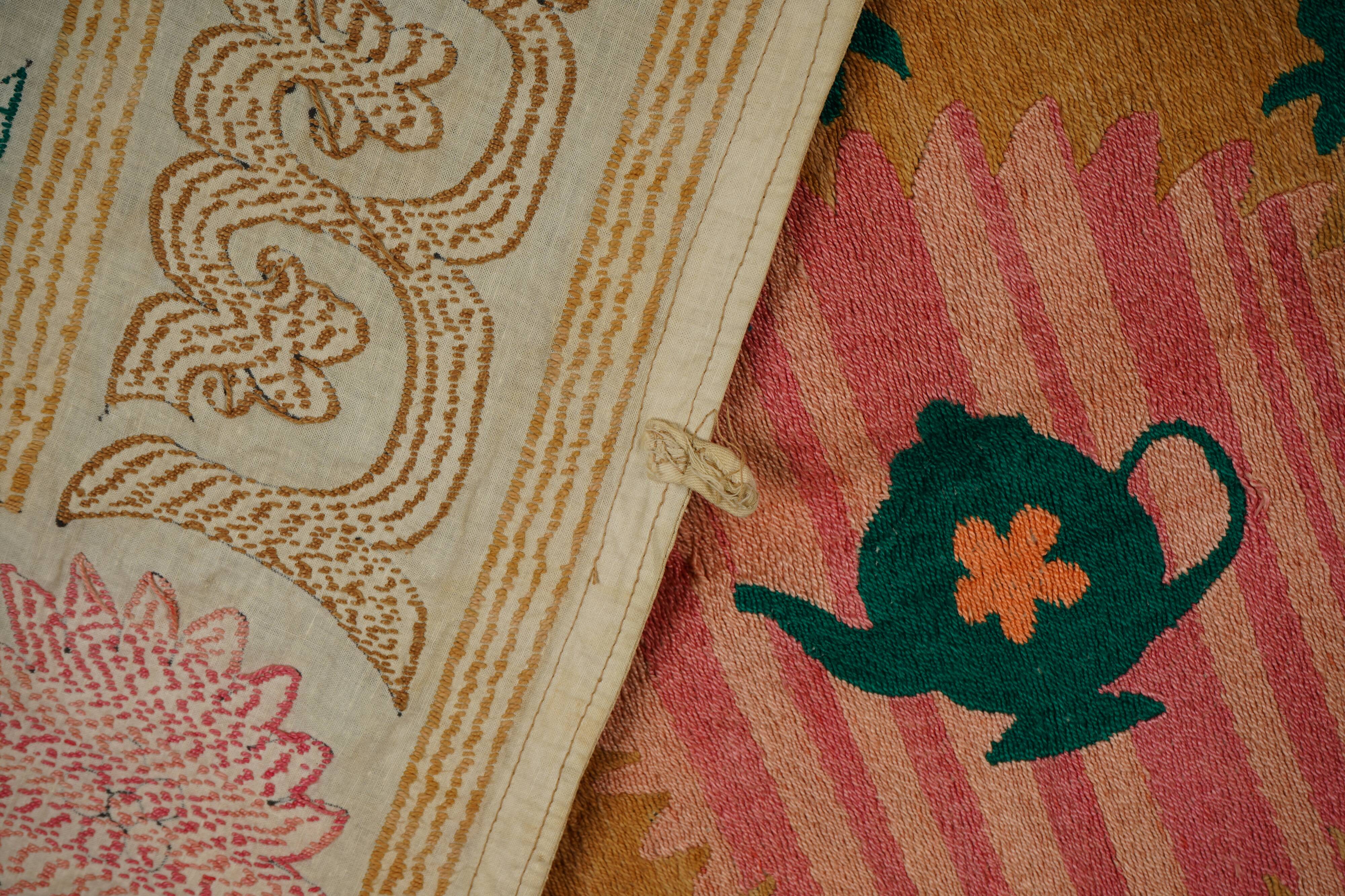 Vintage Turkish hand-knotted rug 130x136 cm