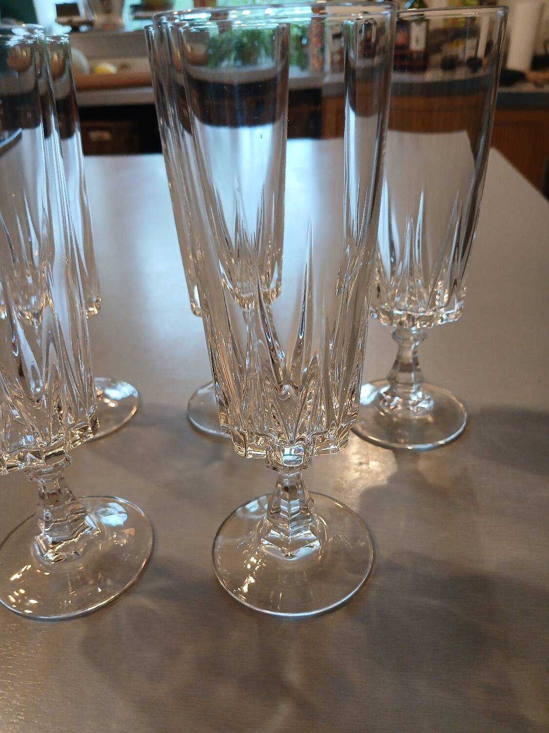 5 crystal champagne flutes