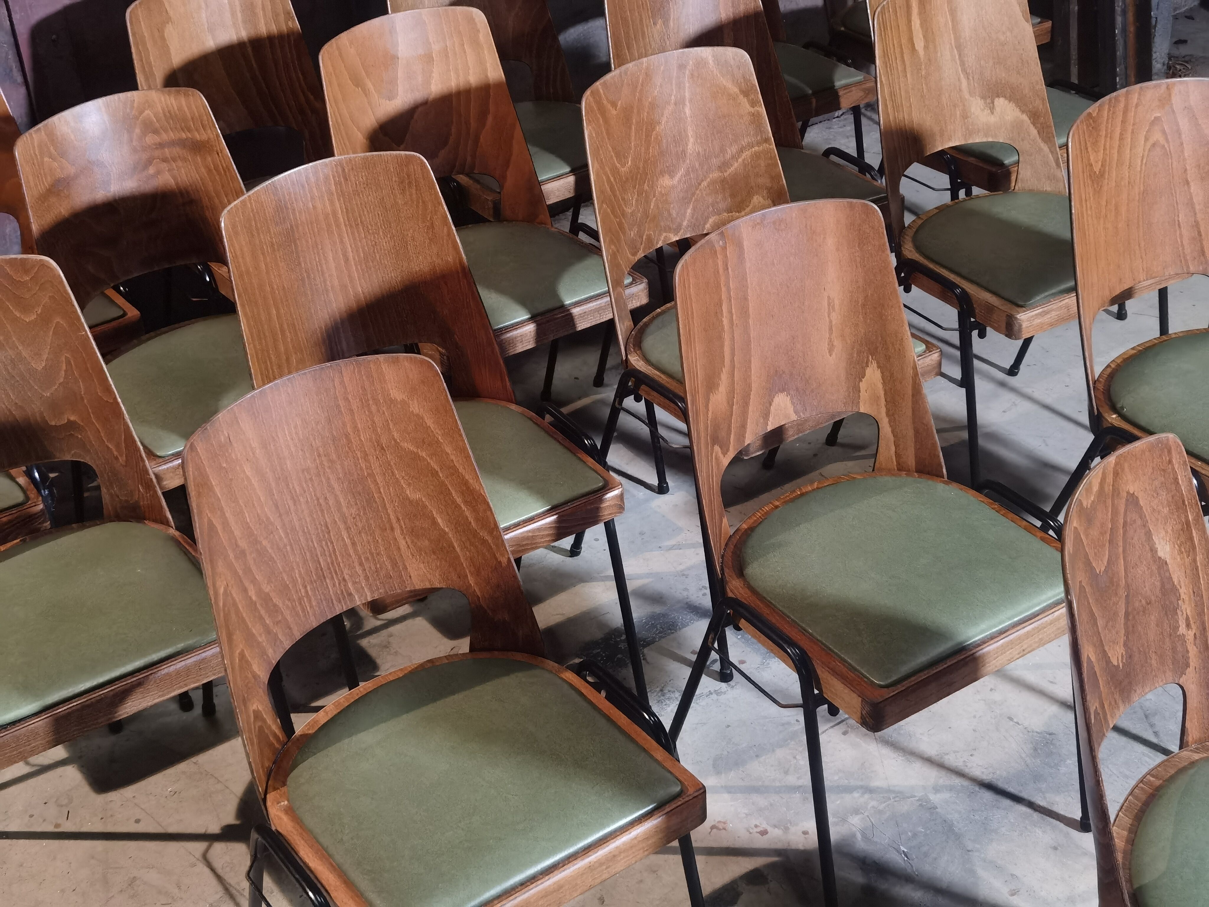 Lot of 19 chairs Baumann Manhattan skai green