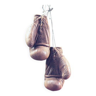 English boxing gloves from the 1920s