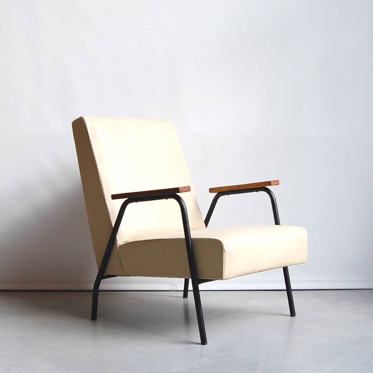 Fauteuil Rio par Pierre Guariche pour Meurop