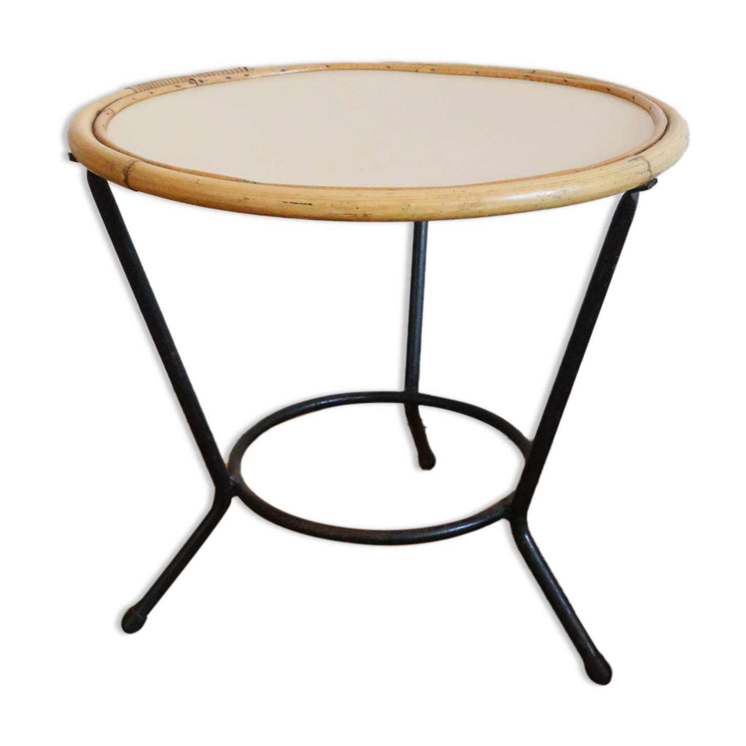 Adorable rattan coffee table and metal base, Scandinavian