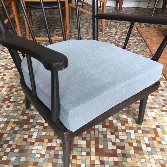 Fauteuil éventail Baumann noir