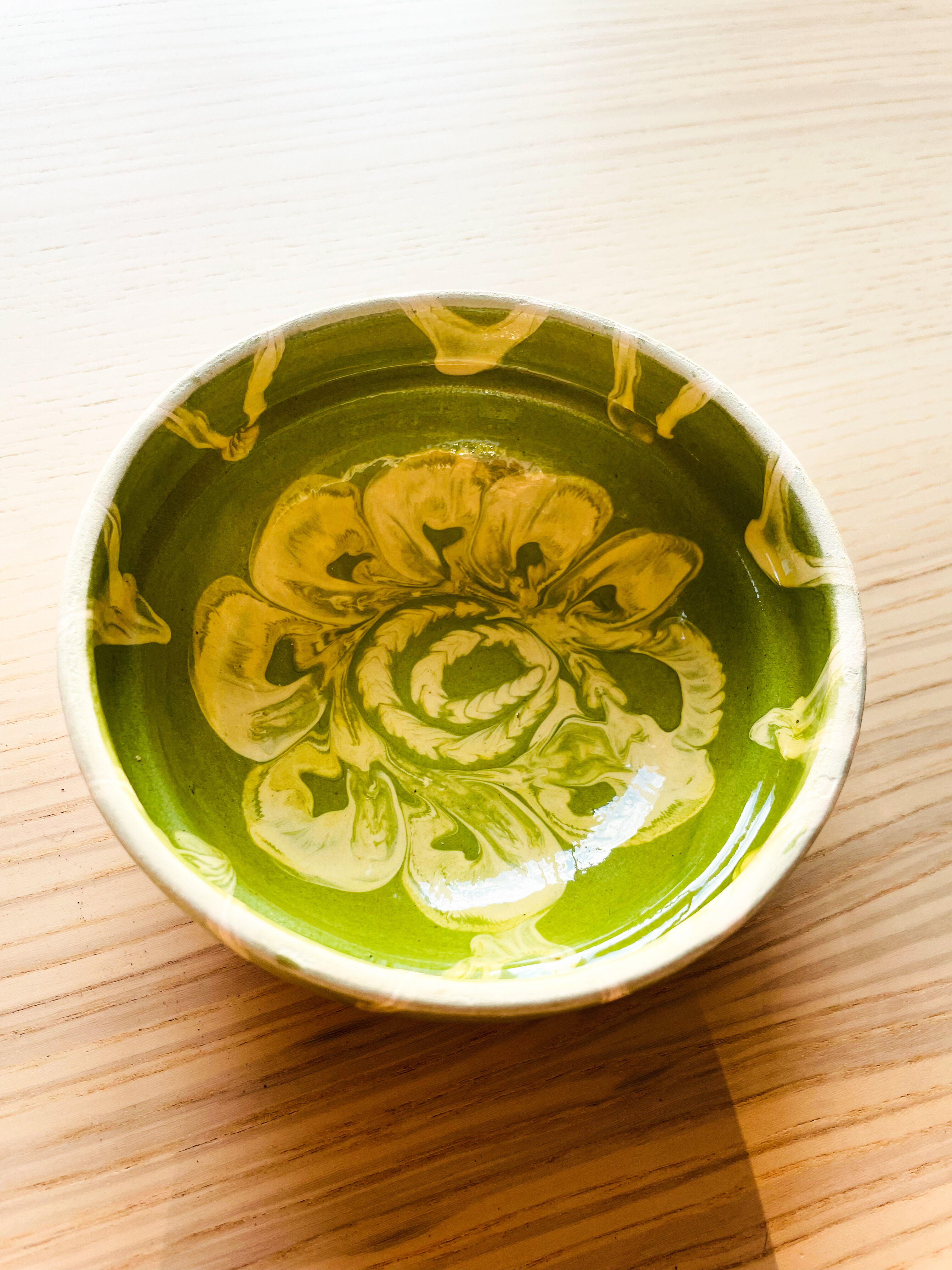 Ceramic bowl Romanian art