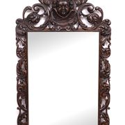 Miroir monumental ancien du XVIIIe siècle en chêne, orné d'un chérubin, de Hollande.