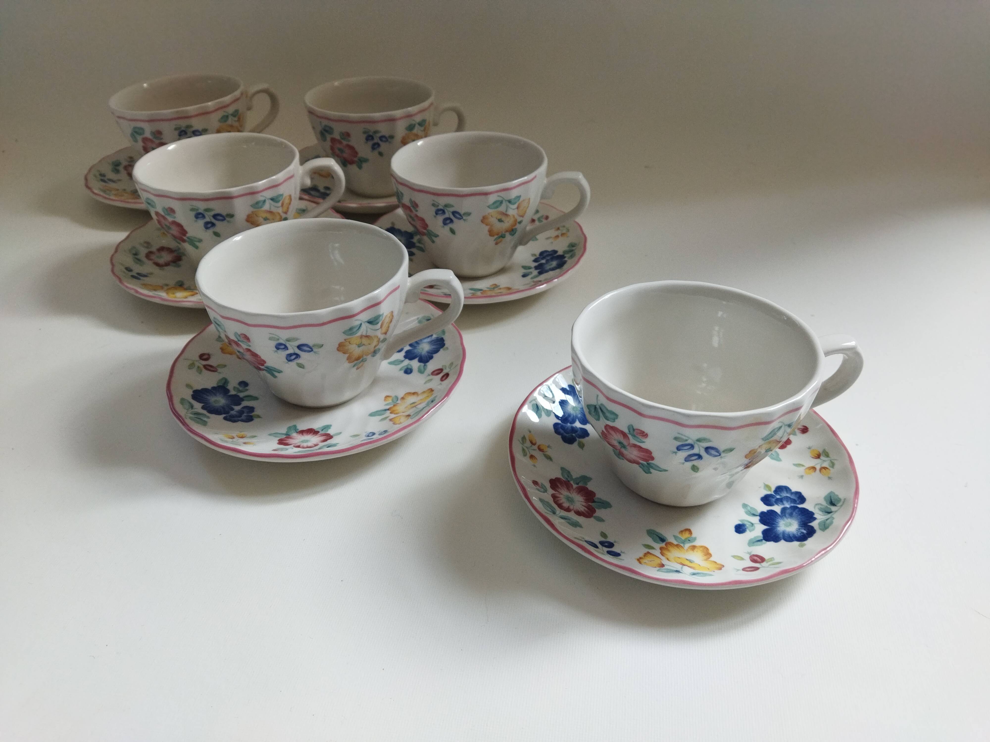 6 English cups Churchill Rosetta