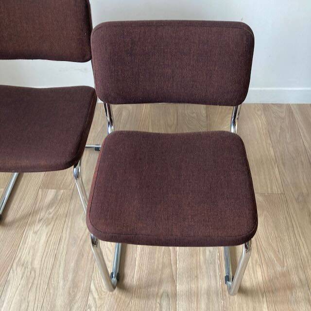 Cantilever chairs