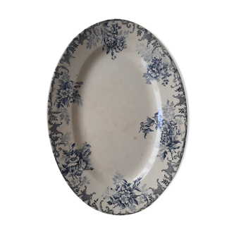 Oval dish in iron earth