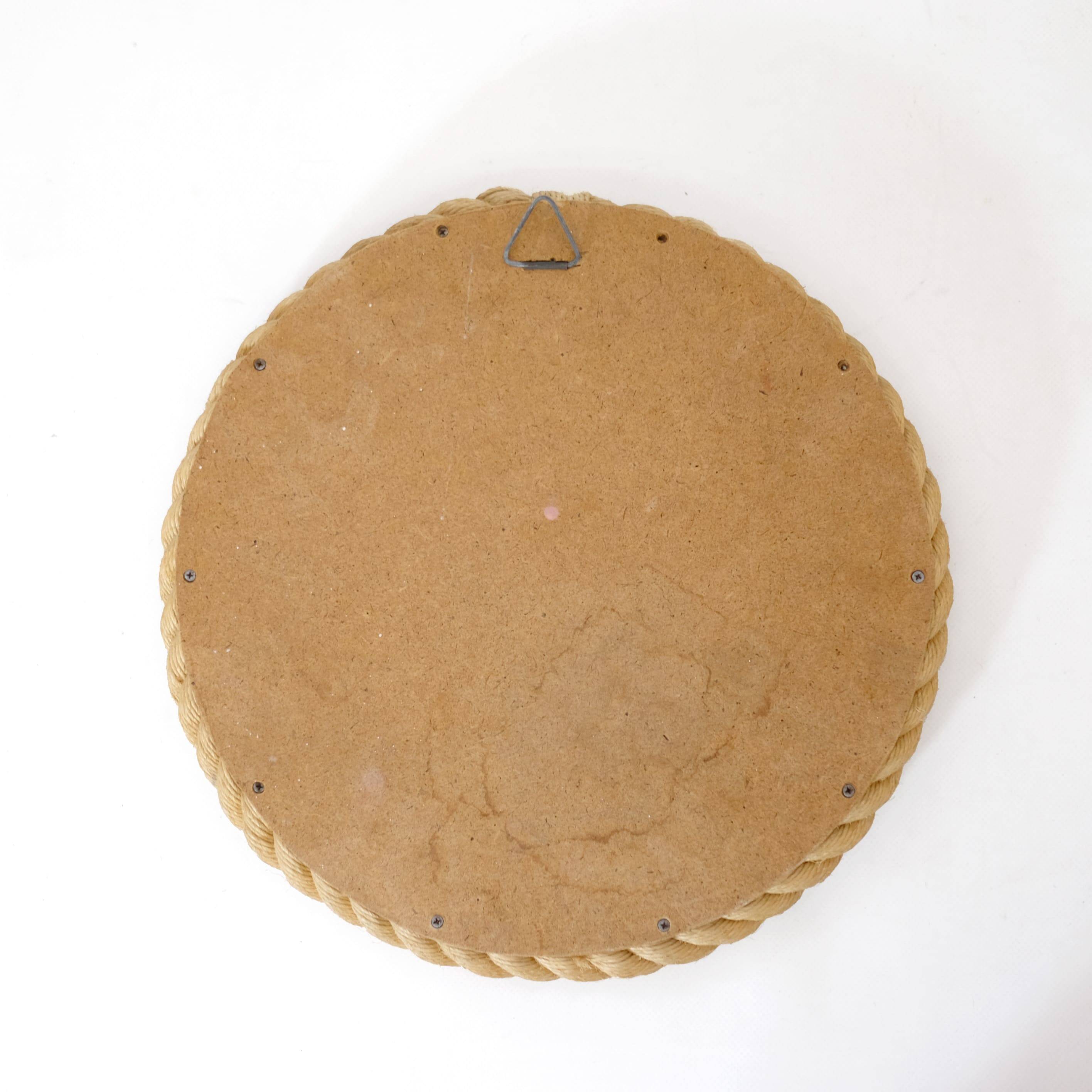 Round mirror with a rope frame, 35 cm.