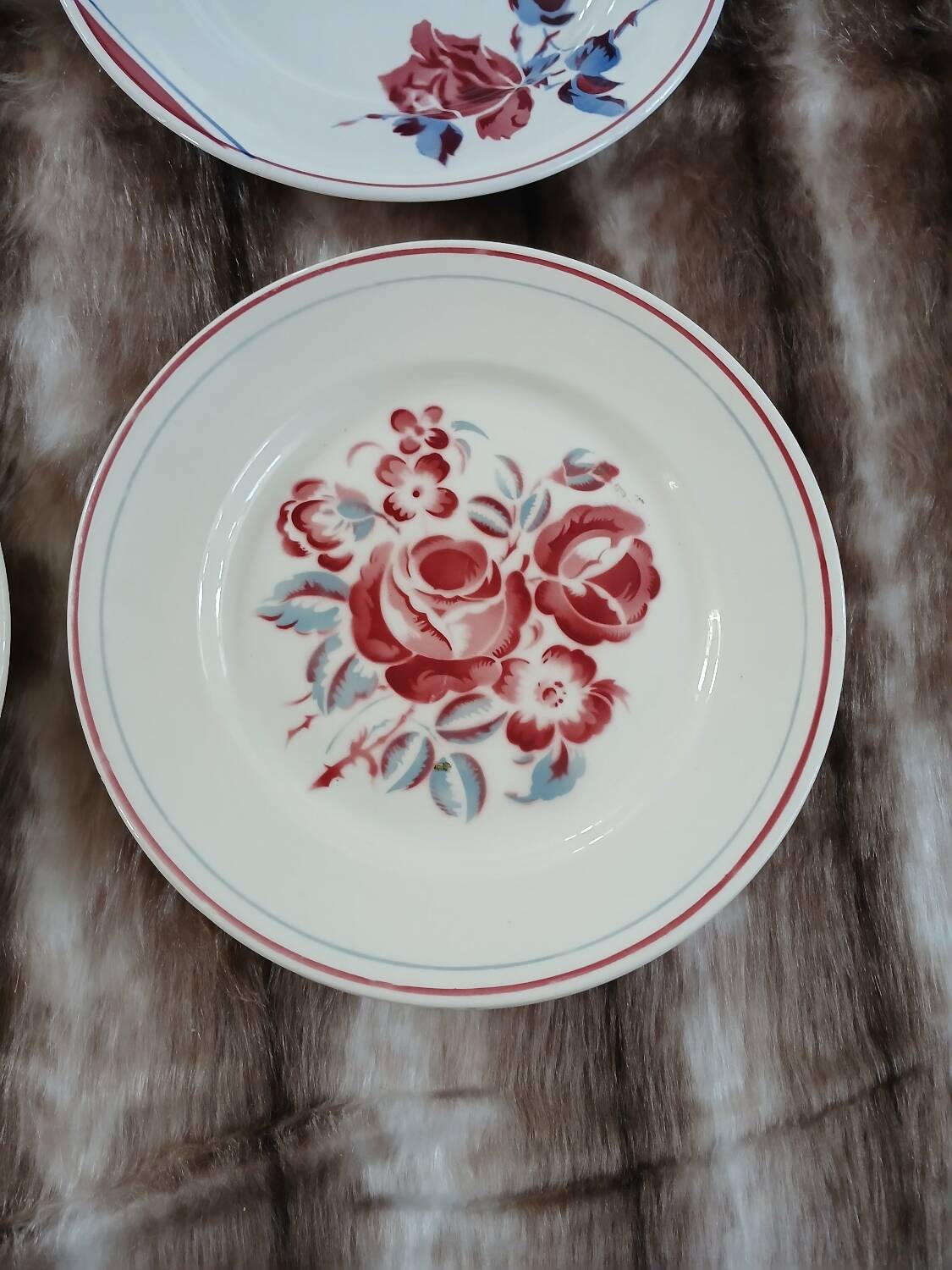 8 mismatched antique dinner plates