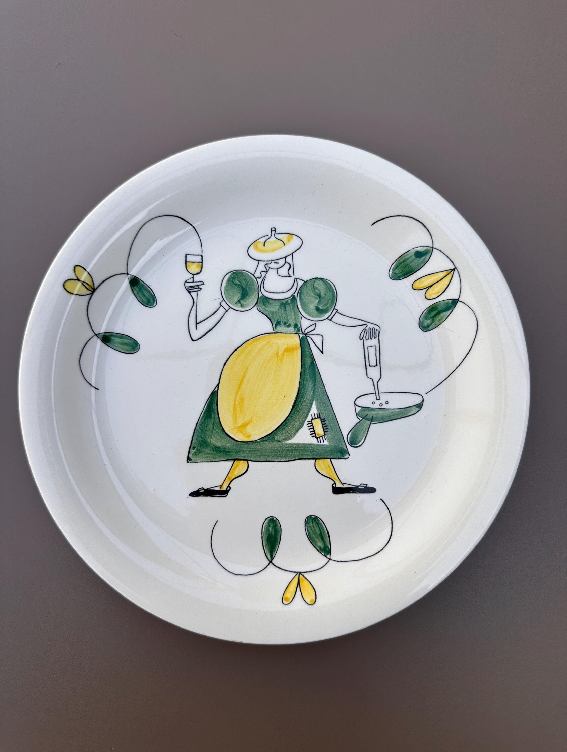 Set of 6 vintage Royal Sphinx Maastricht plates – Folk decor