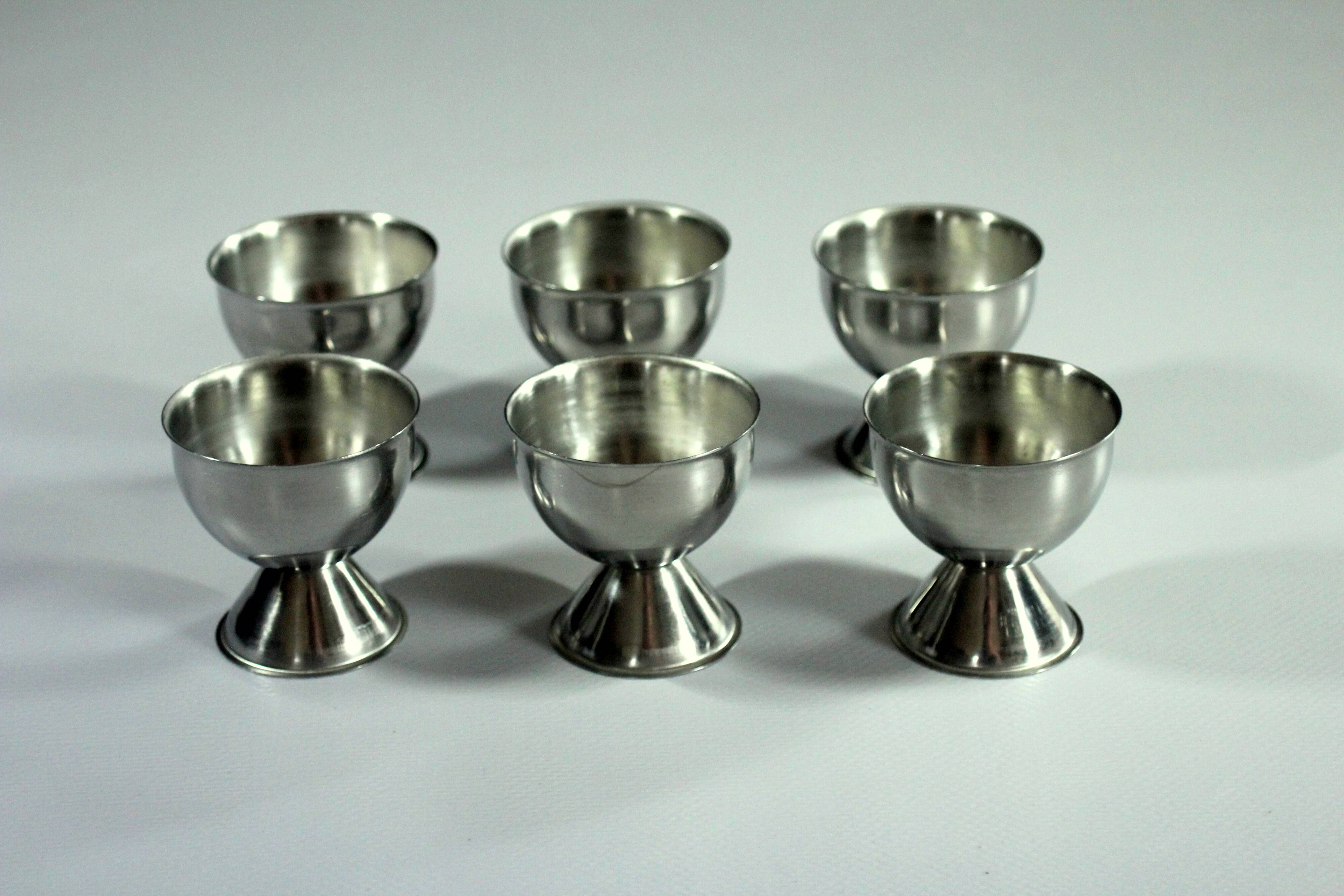 6 stainless steel egg cups - Vintage