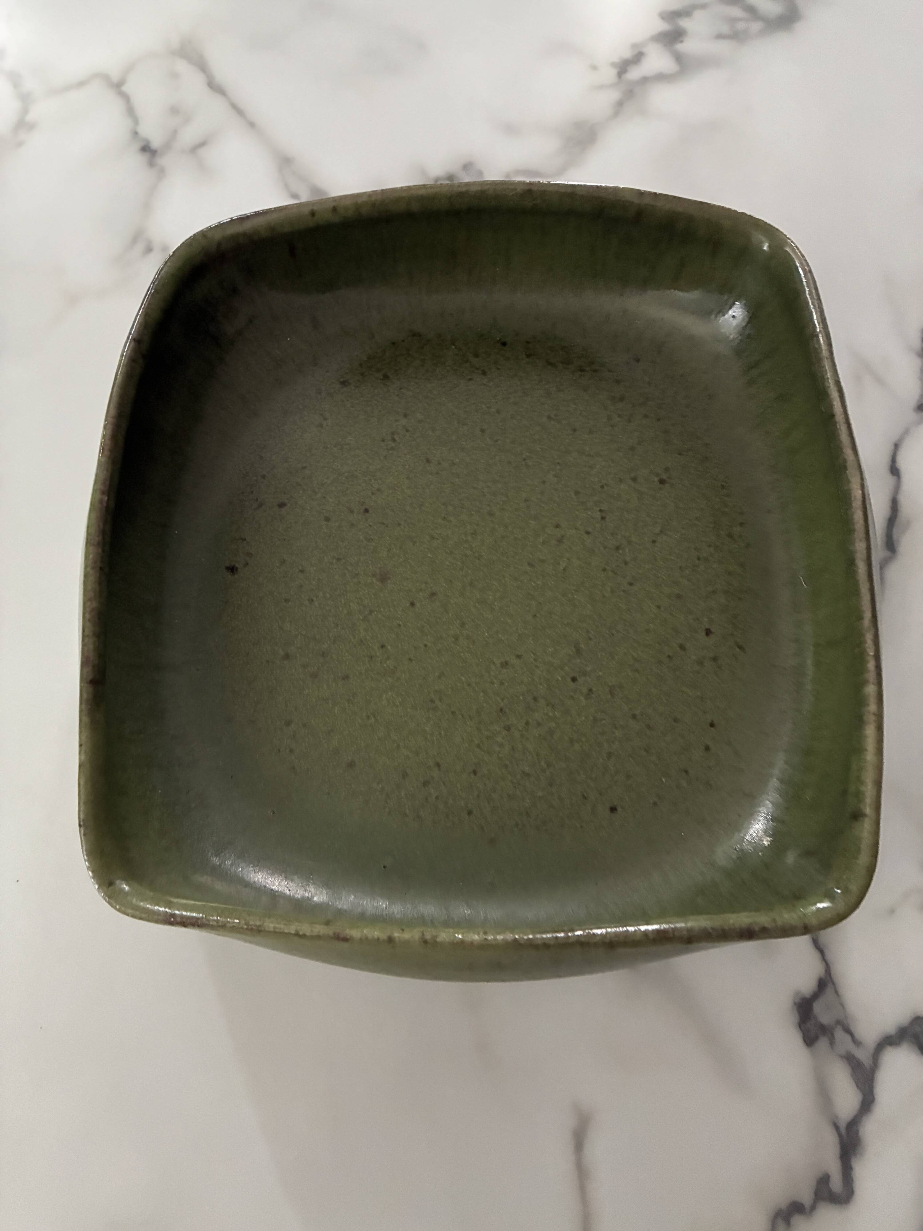 Stoneware plate Poterie du Der