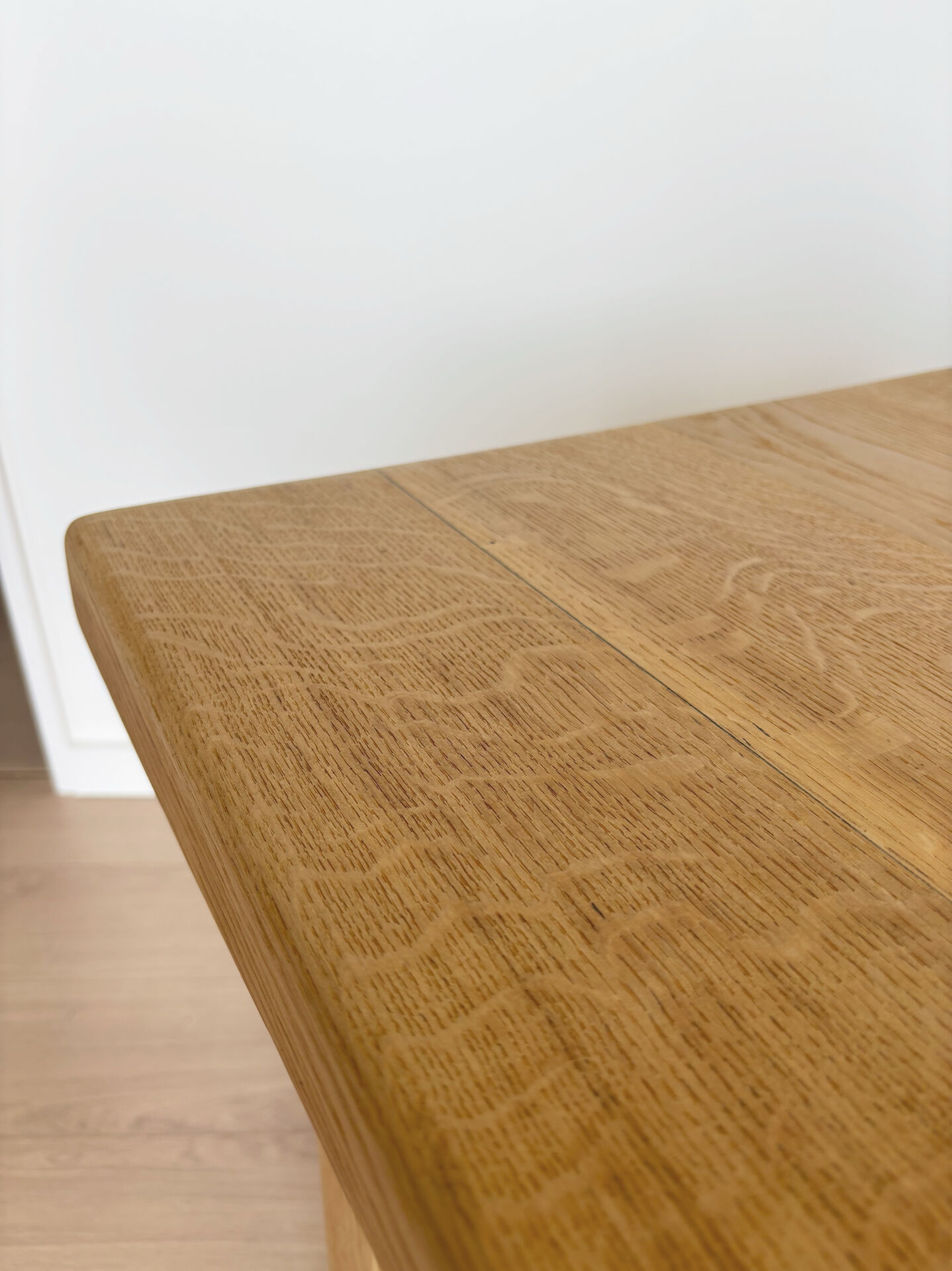 Old farmhouse table in solid oak with a drawer.