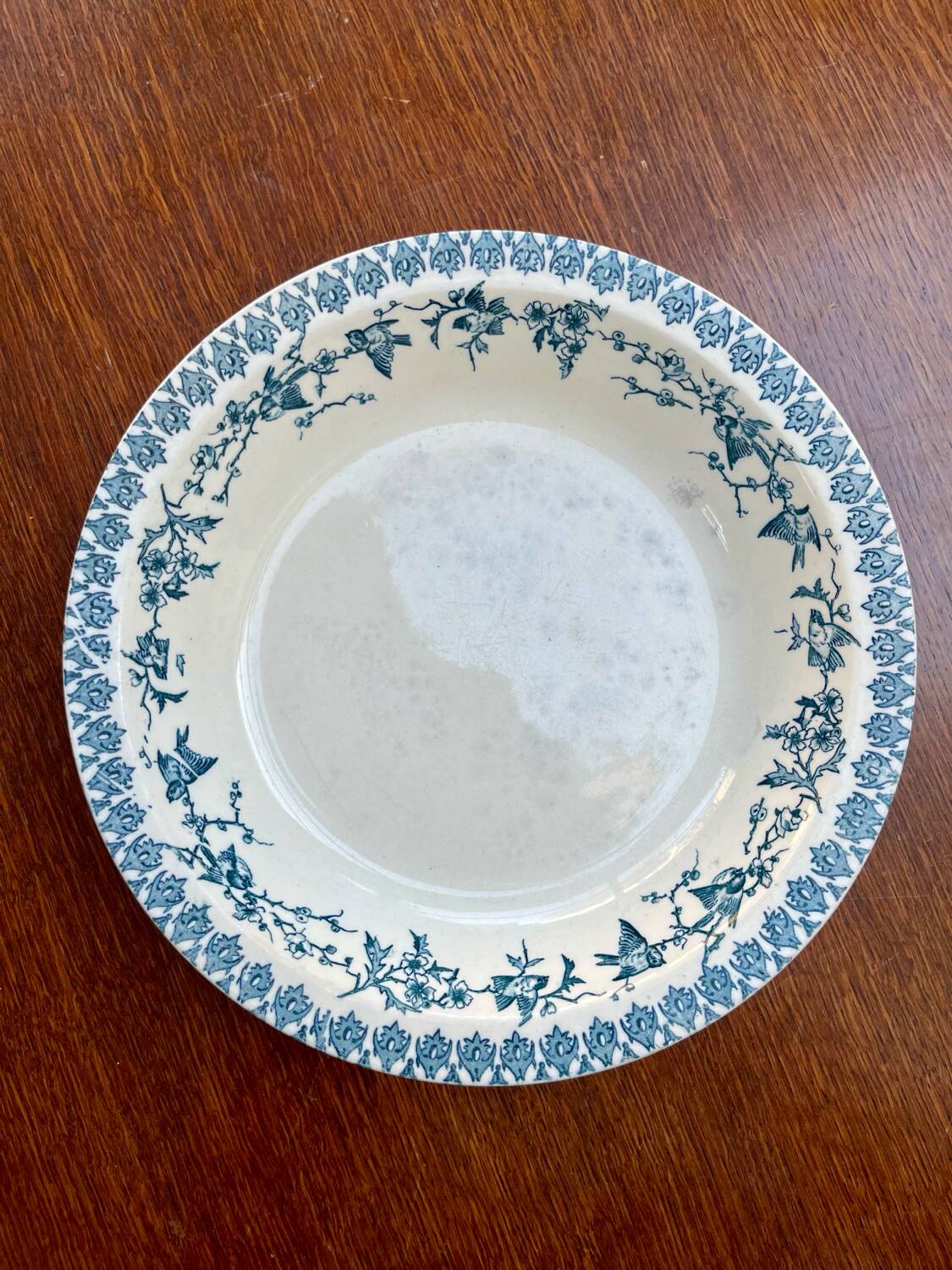 Hollow dish in iron earth