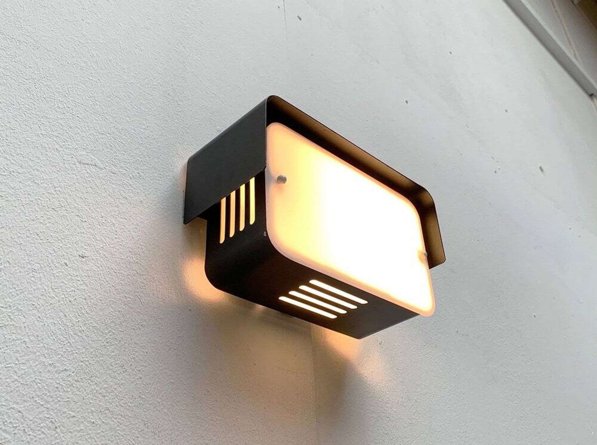 Lampe murale minimaliste espace mid-century, années 1960