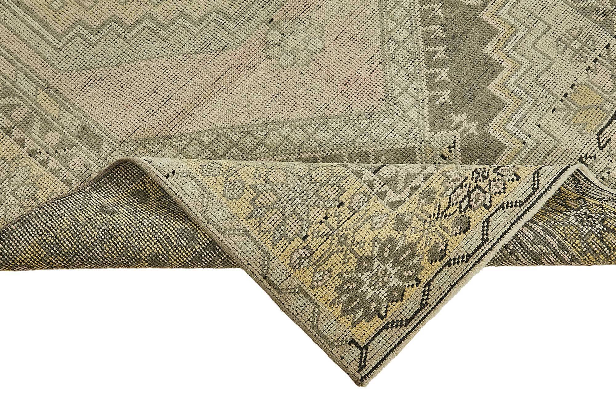 Turkish Vintage Anatolian Rug 127 cm x 217 cm