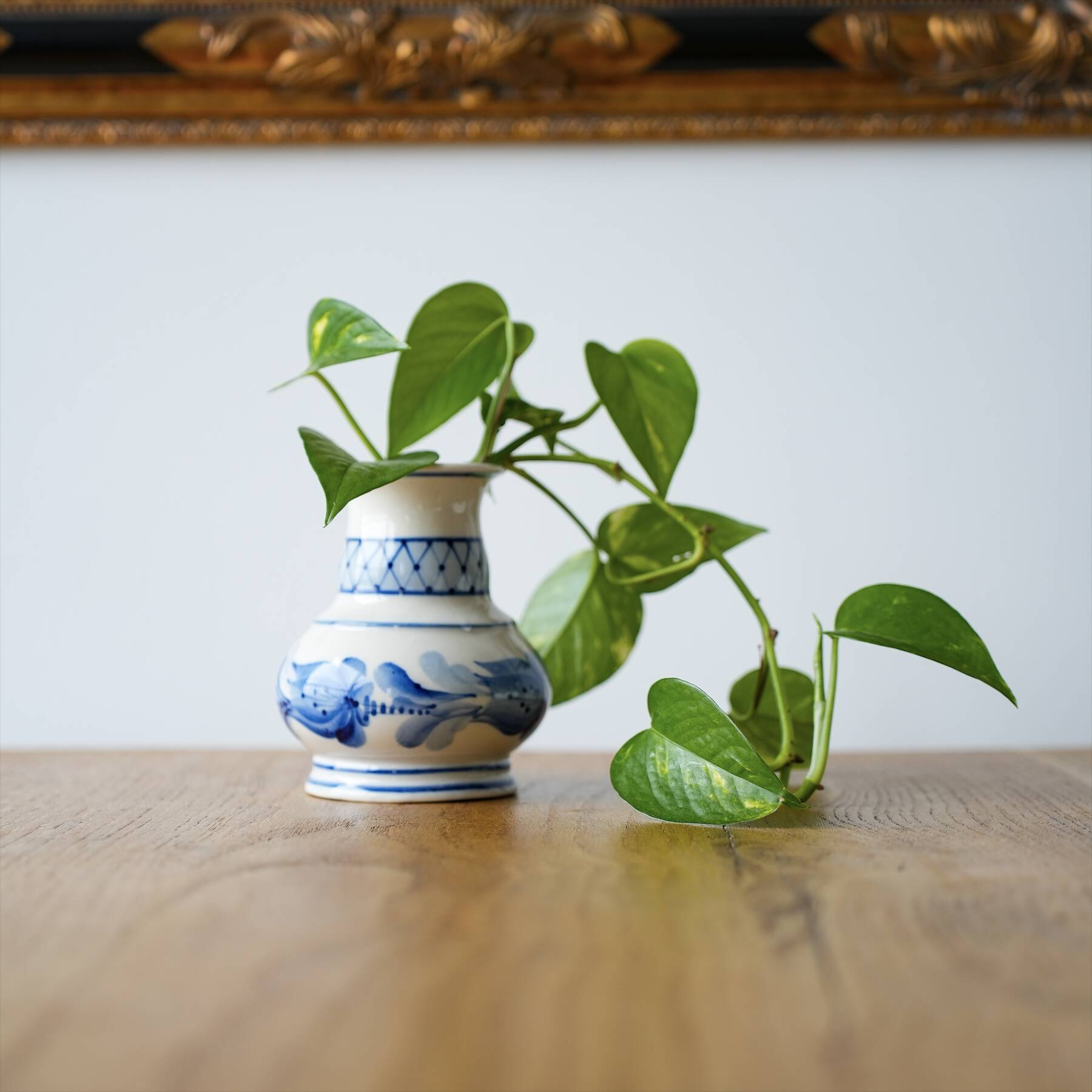 Porcelain vase Made in Russia