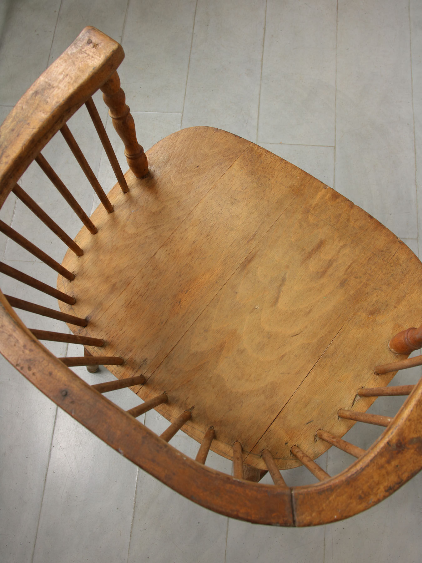 2 chaises à dossier bas Winsdor
