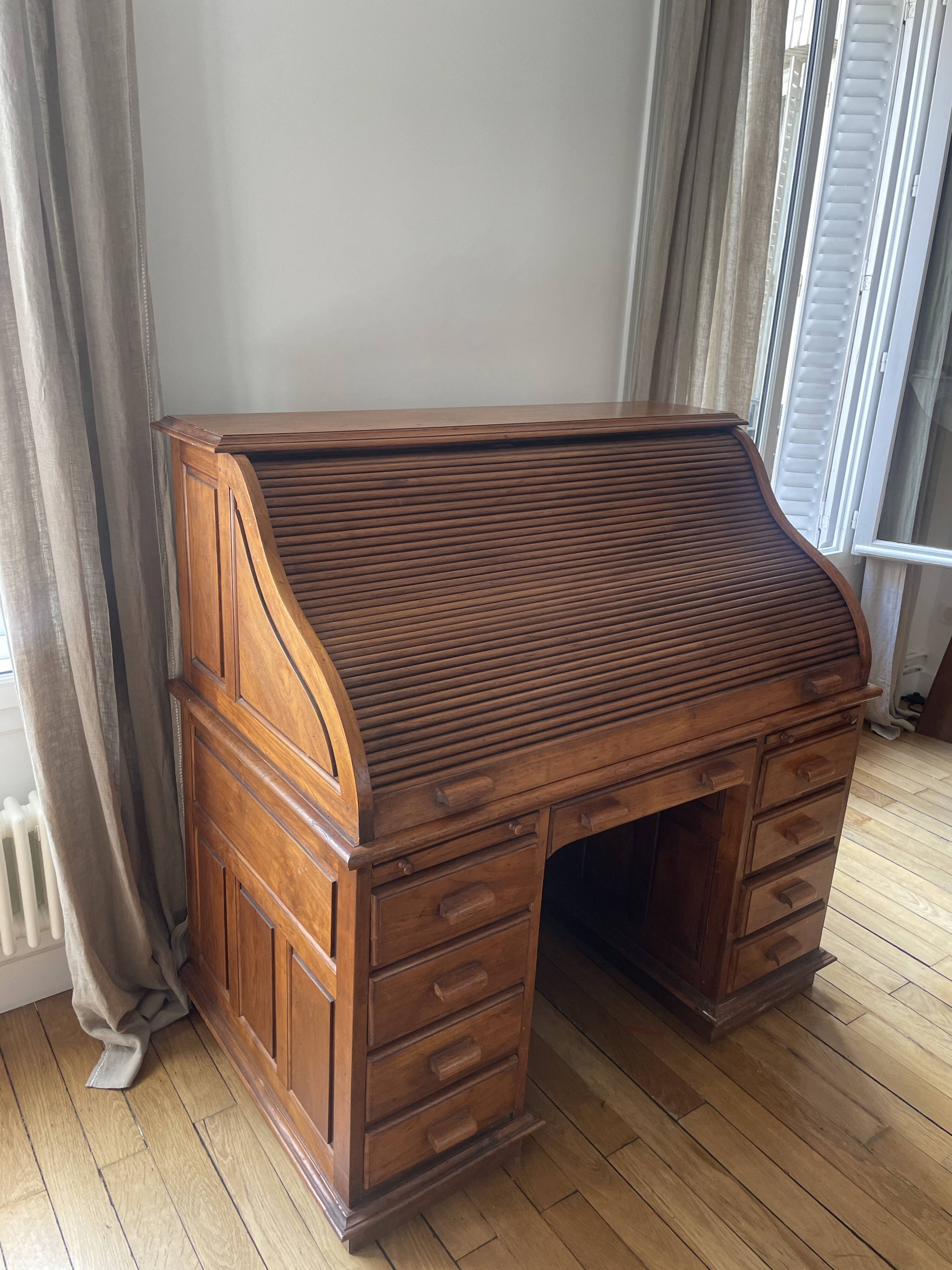 Antique American desk with curtain – original model from the 1920s/30s.