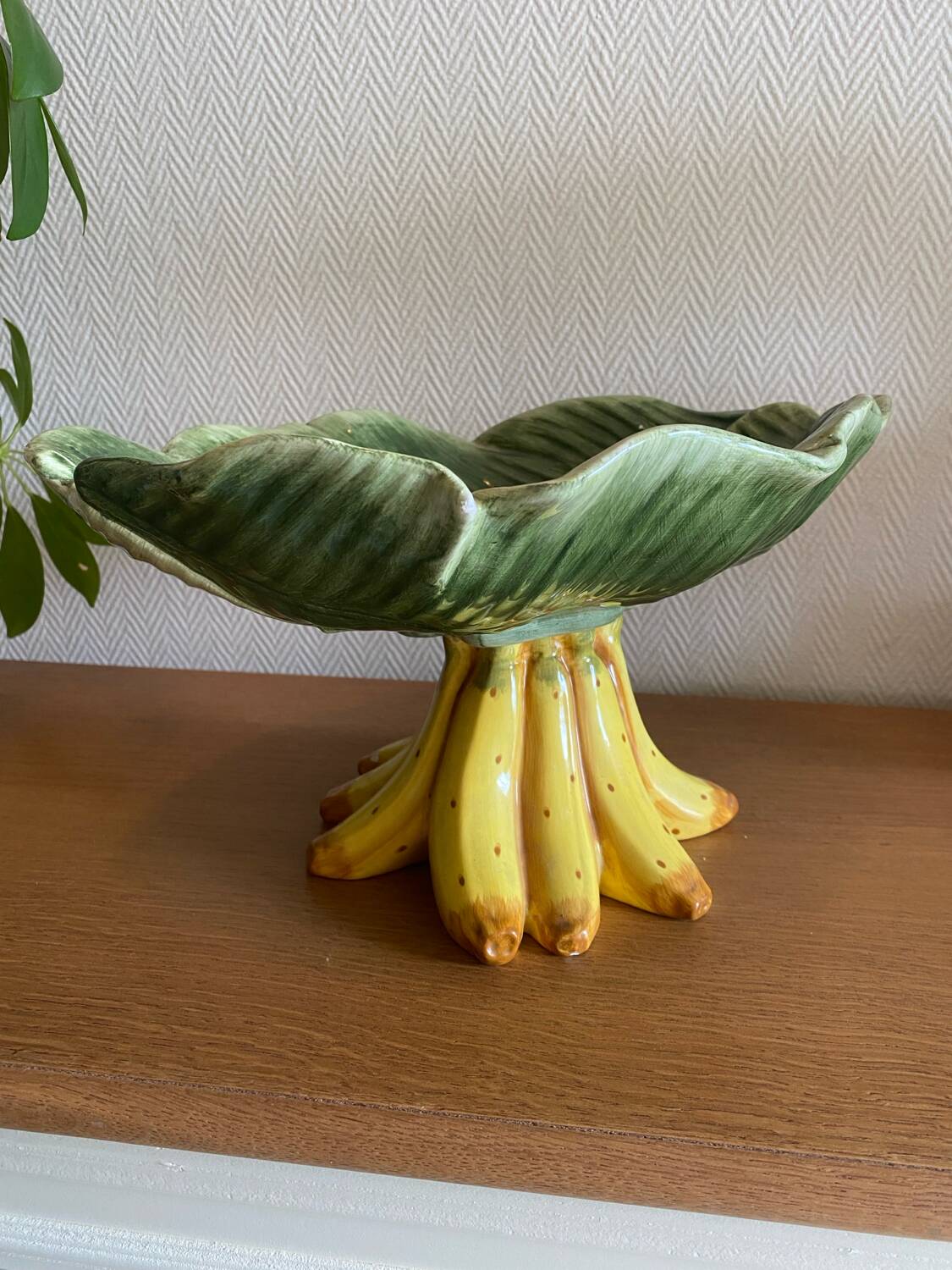 Coupe en ceramique décor bananes