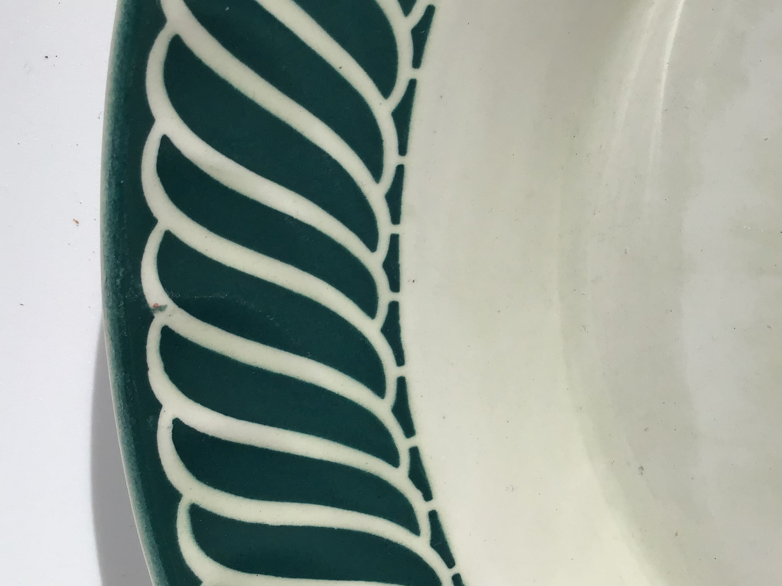 Hollow dish Digoin dark green jacquot model