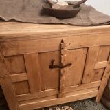 Old pantry in Pitch pine - early 20th century