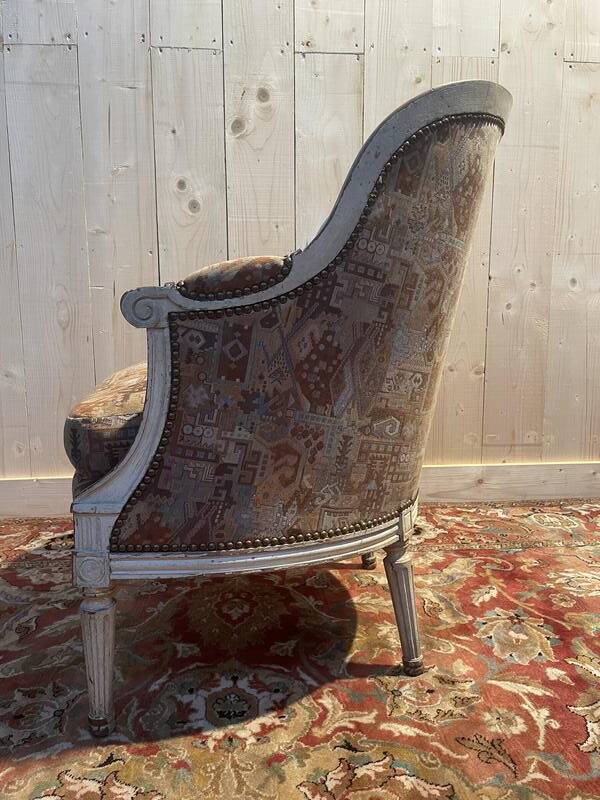 Louis XVI style gondola shepherdess