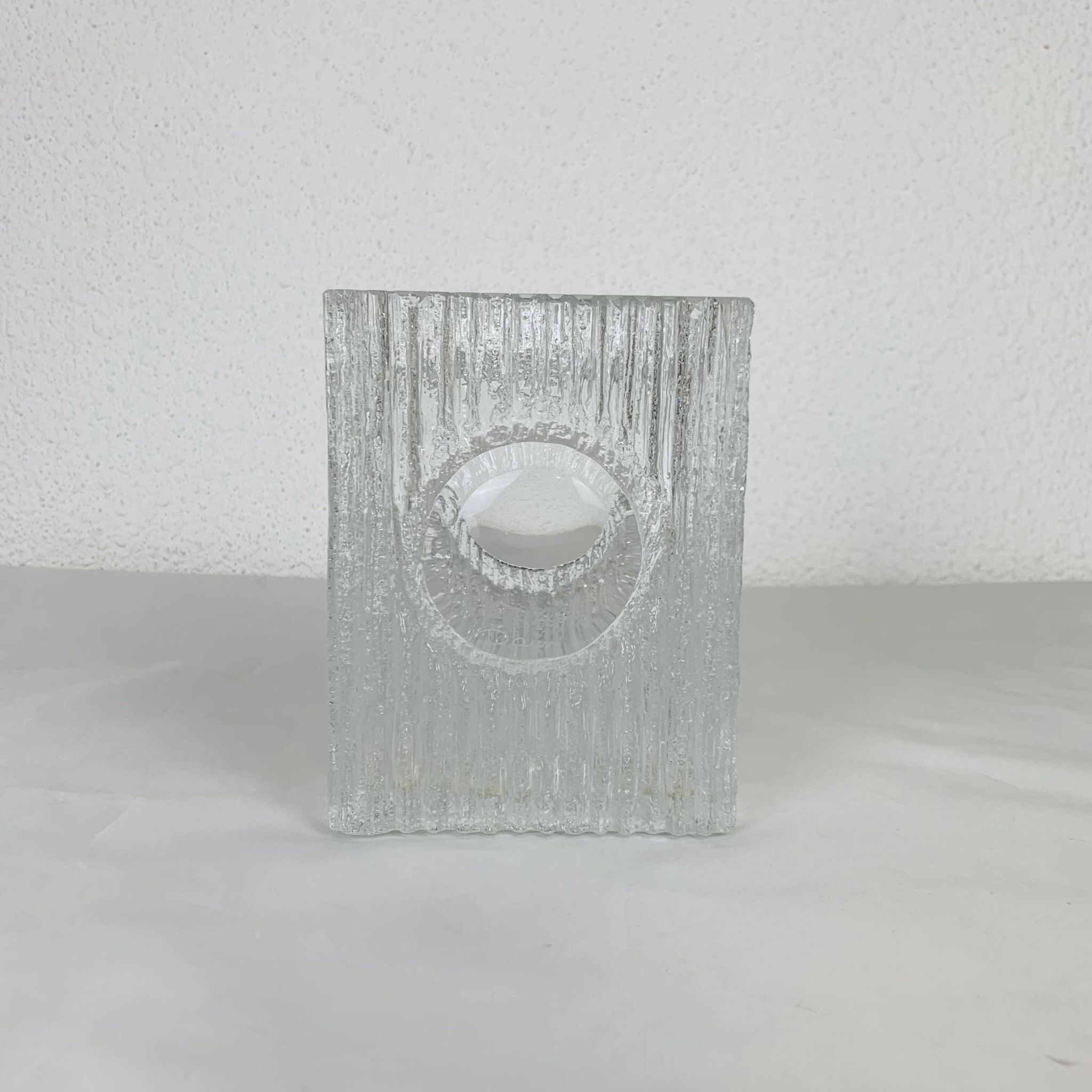Daum vase, Cratère model, crystal, 1970s