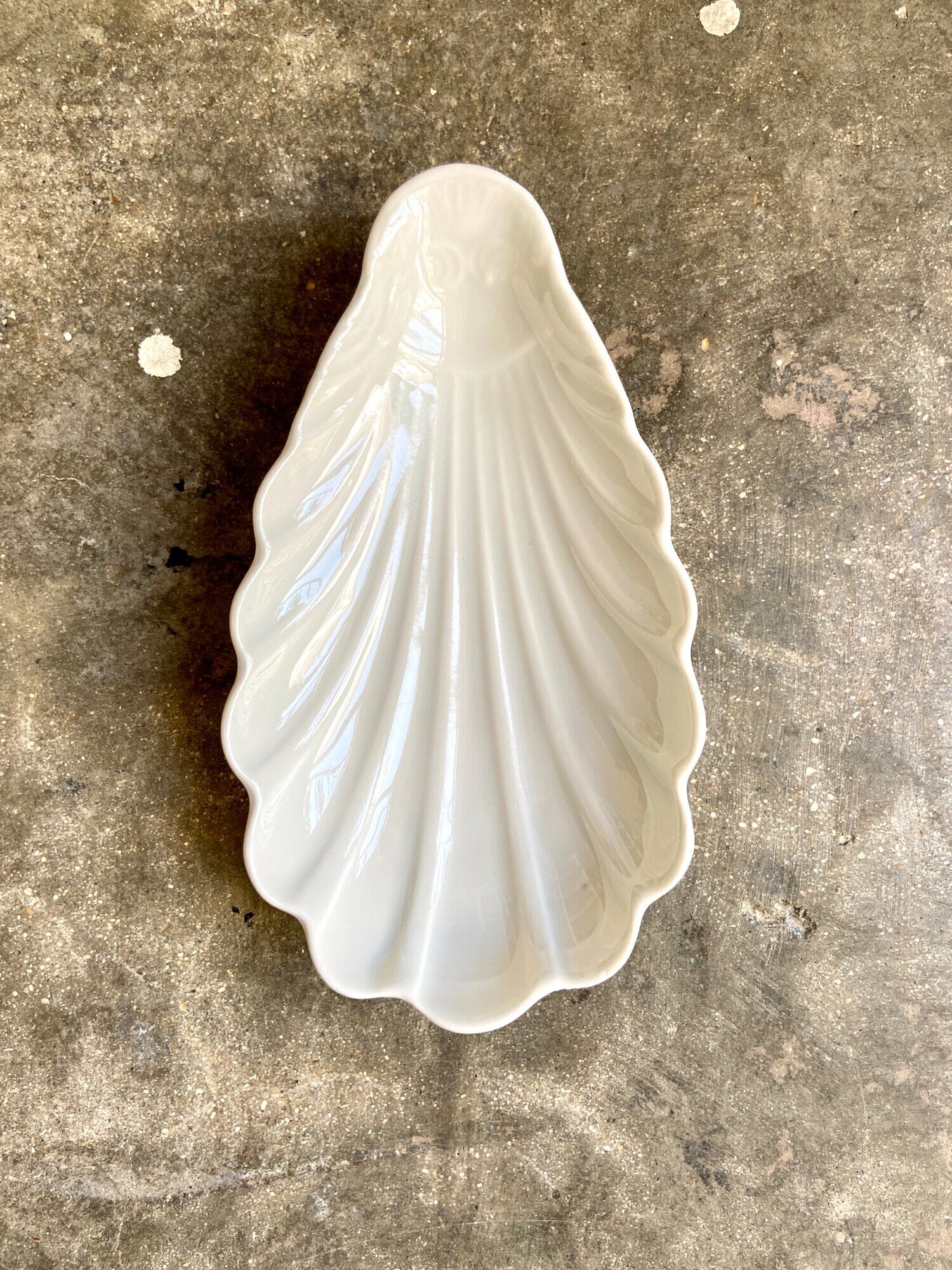 Ramequin shell pillivuit in white porcelain