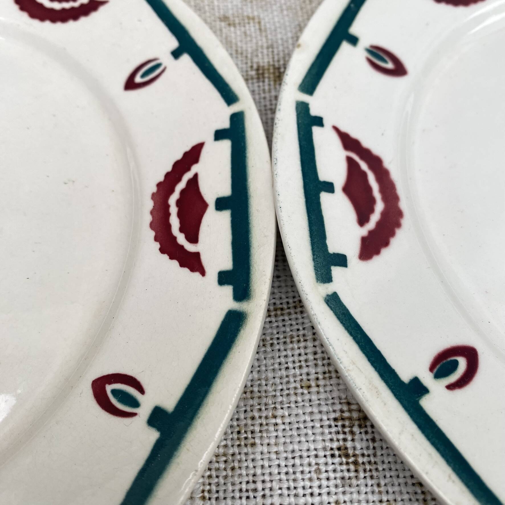 assiettes plates art déco badonviller El d'jem