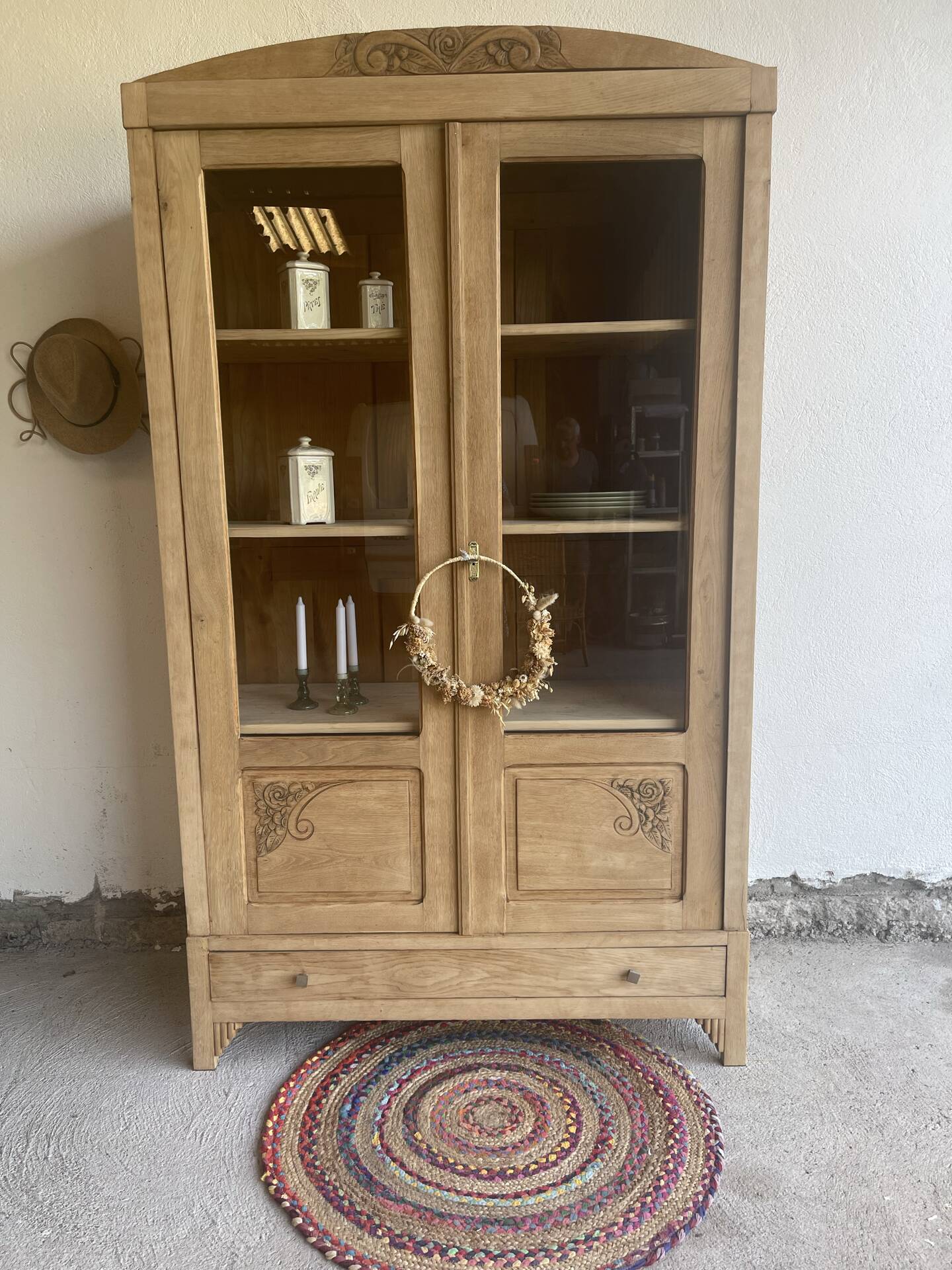 Display cabinet