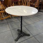 Table bistrot en marbre