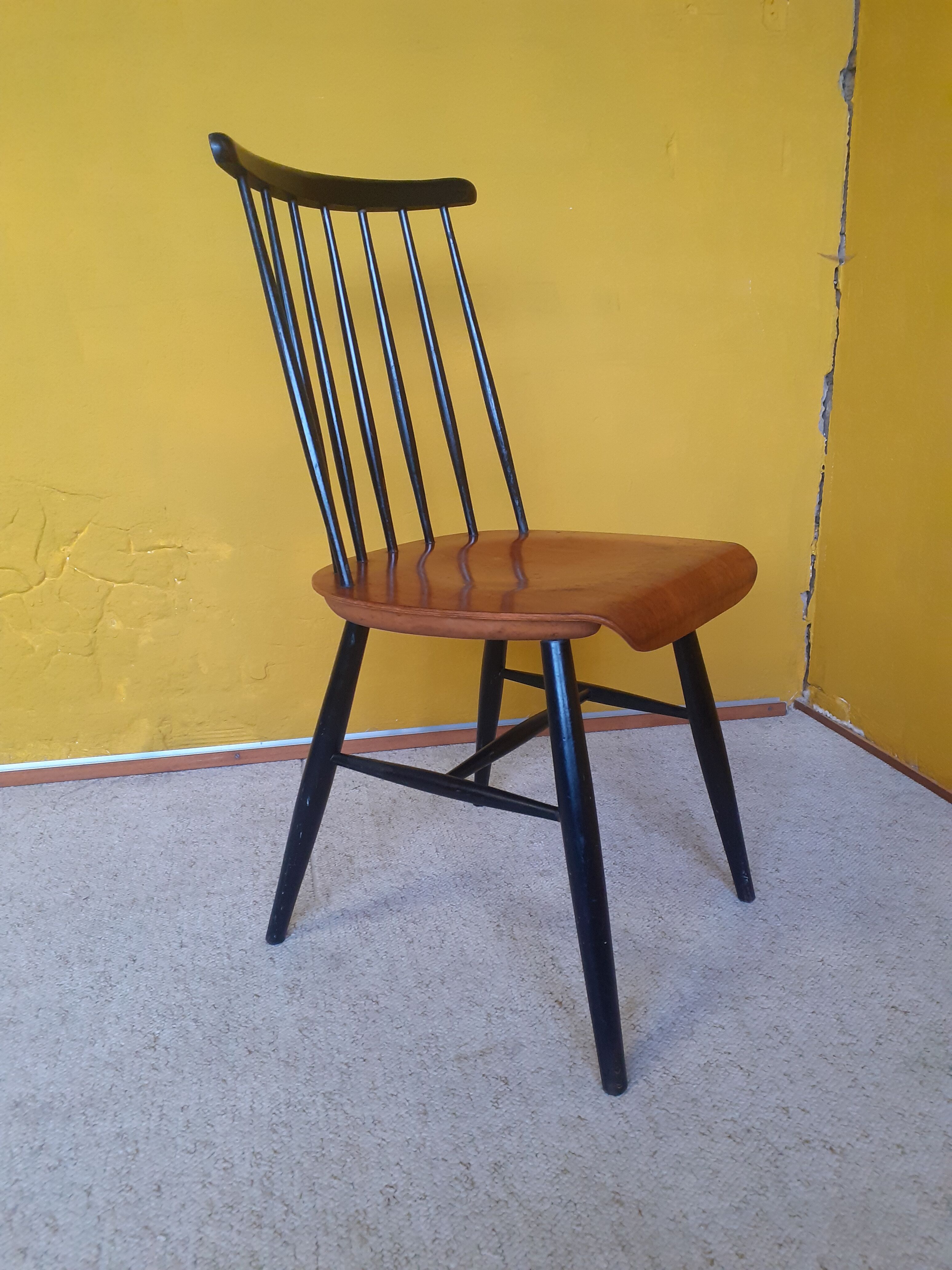 Scandinavian chair ' fanett ' by Ilmari Tapiovaara circa 1960