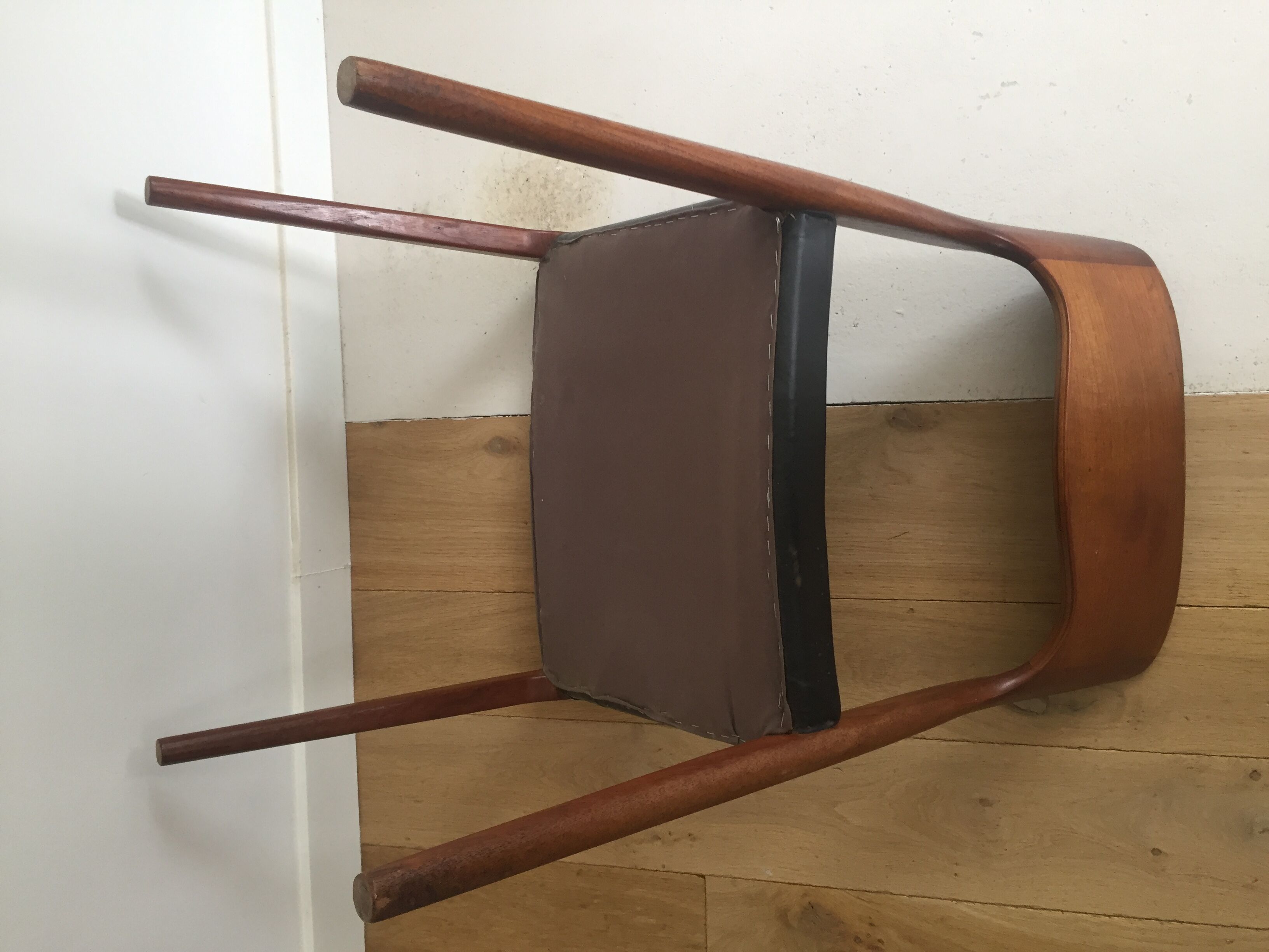 4 scandinavian  chairs  60