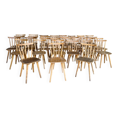50 chaises bistrot vintage en bois teinté et pieds compas