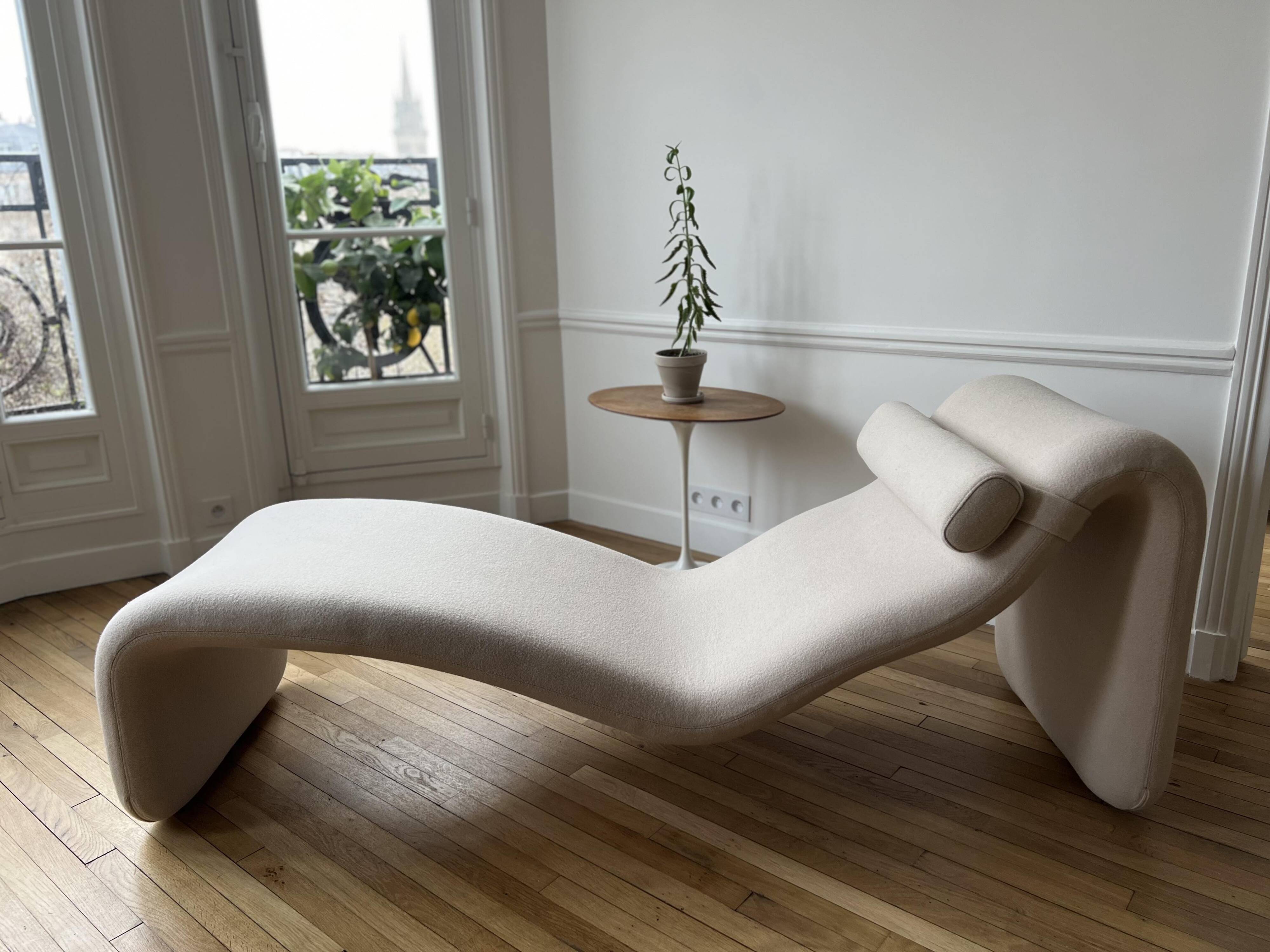 Chaise longue model "Djinn" by Olivier Mourgue, 1960s