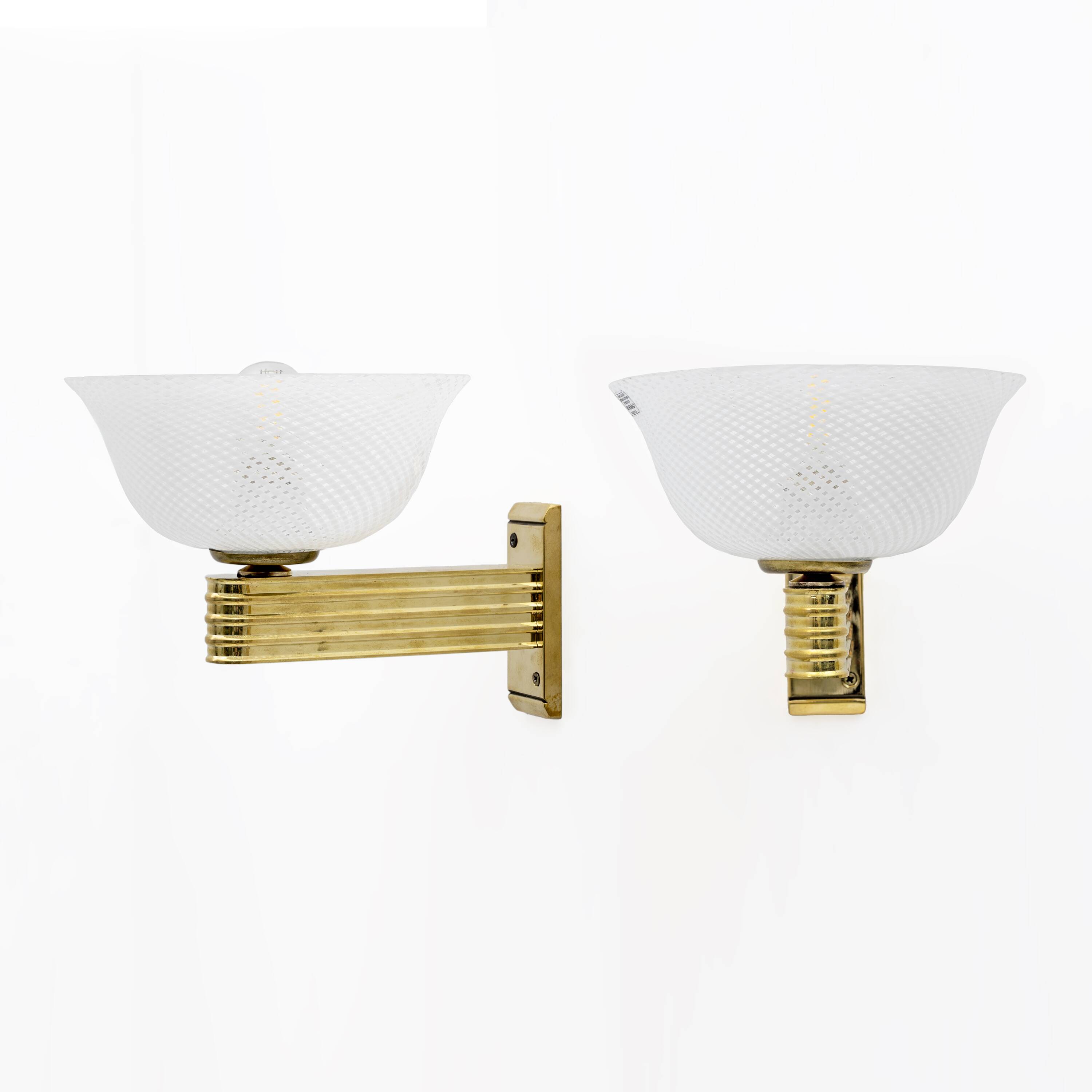 Carlo Scarpa Brass and "Reticello" Murano Glass Sconces for Venini, Pair
