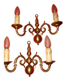 Pair of bronze wall lights with 2 arms in "dutch" style