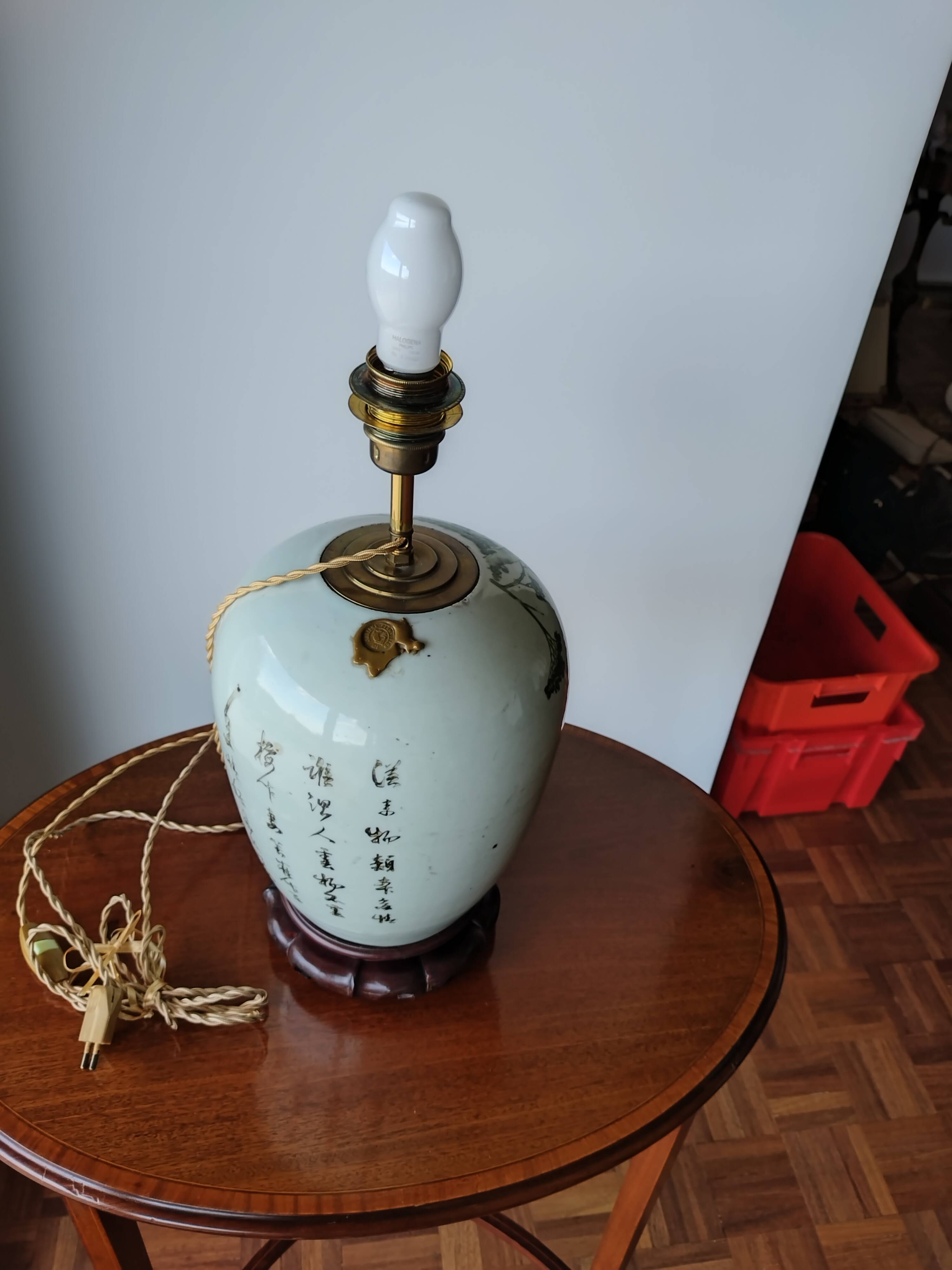 Chinese porcelain lamp from the early 20th century