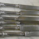 Serie de 12 couteaux de table en argent fourré - poinçon minerve - xixeme