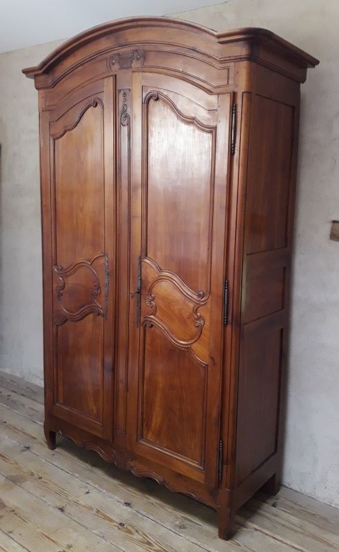 Cherry cabinet XIX° Louis XV