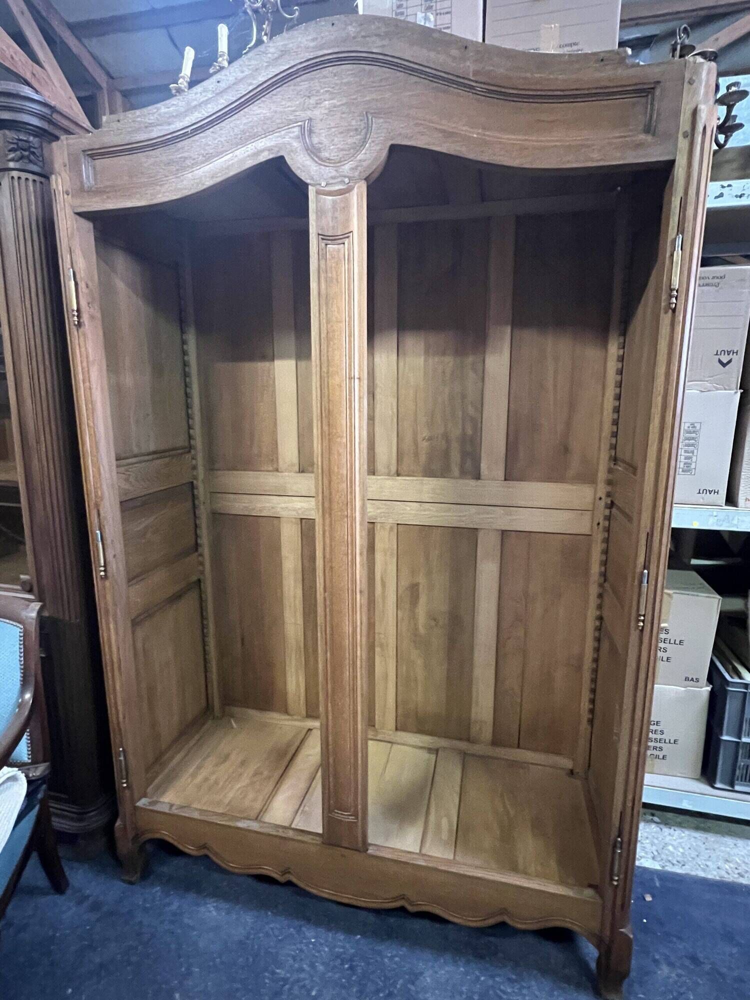 Pair of high-quality solid oak Norman wardrobes, "Cauchoise" model from the 1960s-1970s.