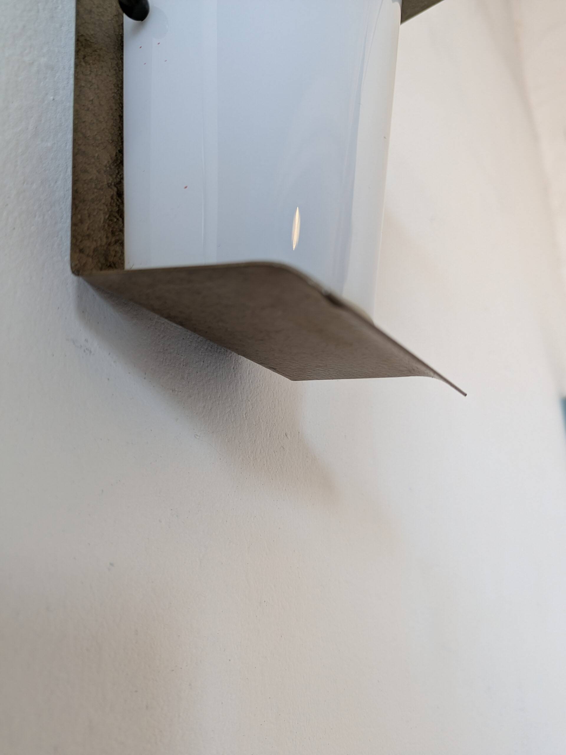 Pair of wall lights from the 50s/60s, metal and perspex.